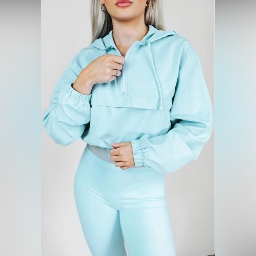 Kittenish windbreaker
